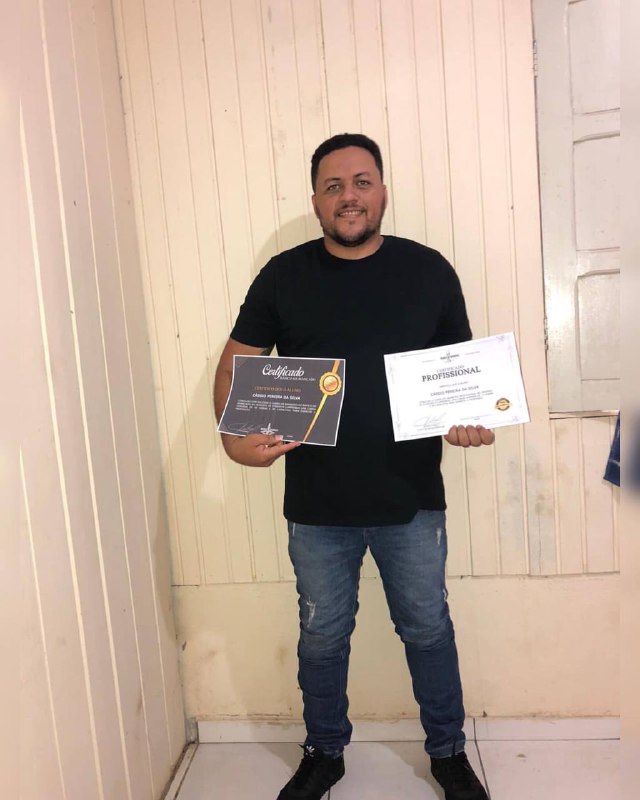 Aluno com certificado